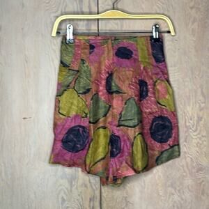 Vintage NWT Umberto Ginocchietti Floral Shorts